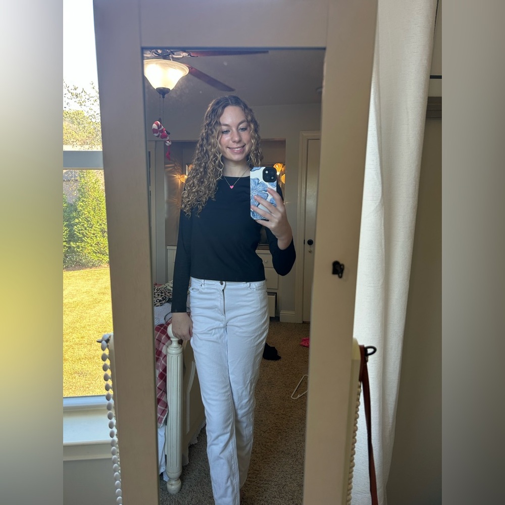 white mom jeans